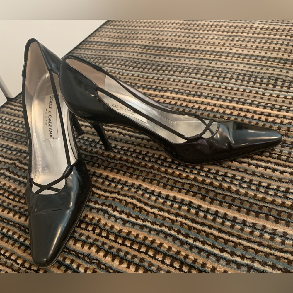 Dolce & Gabbana Black size 8 pumps.
